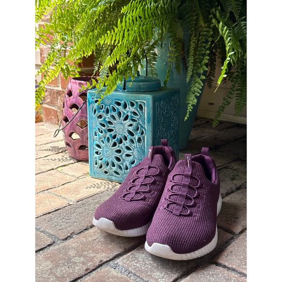 Skechers Slip-On Sport Memory Foam Running Sneakers Women's Size 9 - Picture 1 of 11